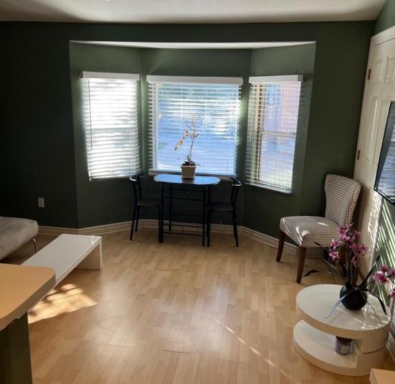 پانسیون Private 2 Bedrooms 1 Bath Close To Universal And Hw Sleeps 5
