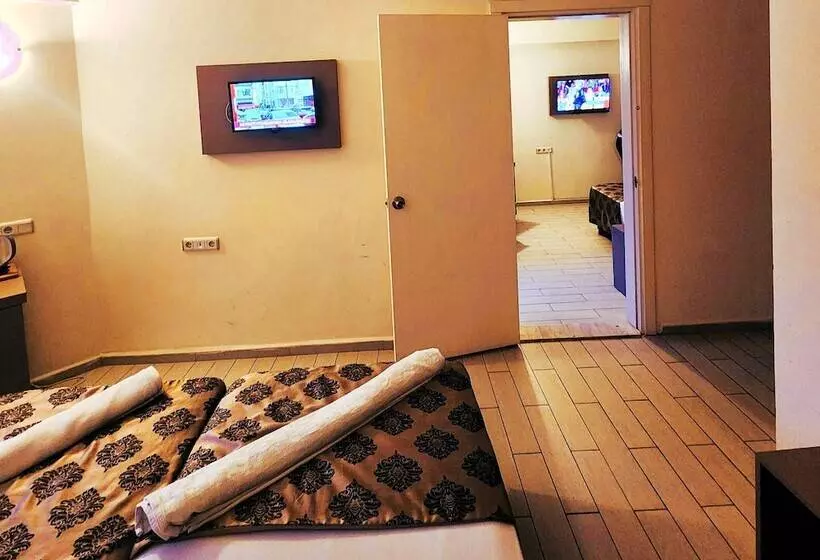 هتل Cleopatra City