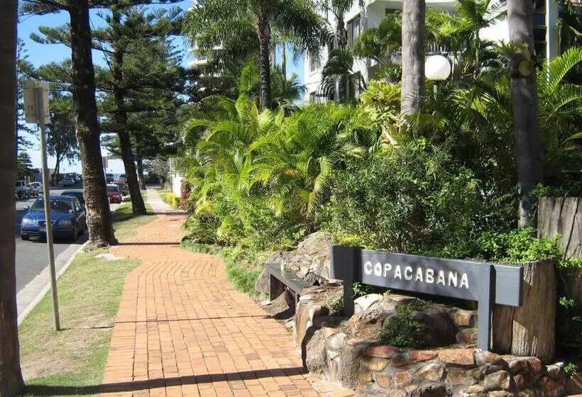 Отель Copacabana Apartments