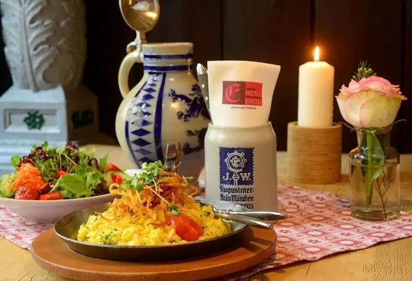 فندق Engel   Lindauer Bier Und Weinstube