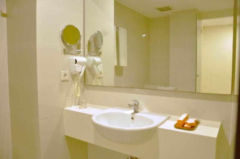 Hotel Everbright Ambon