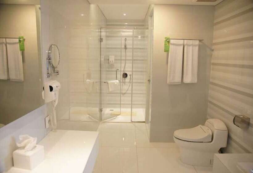 Hotel Everbright Ambon