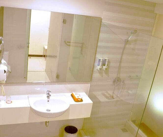 Hotel Everbright Ambon