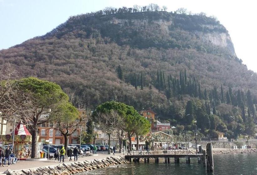 酒店 Garnì Capinera