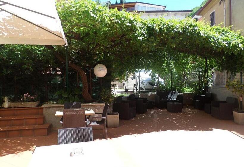 酒店 Garnì Capinera