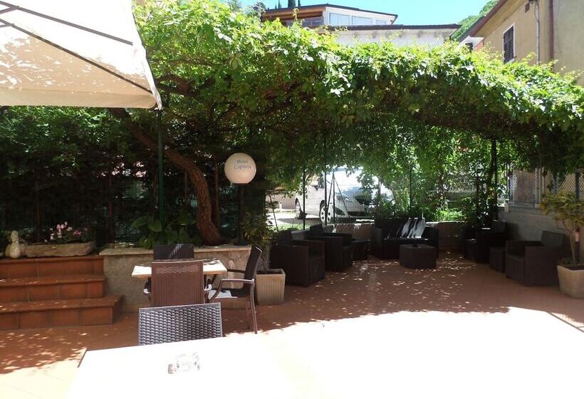 酒店 Garnì Capinera