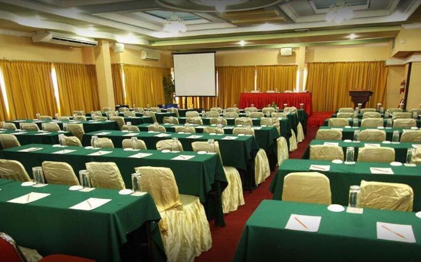 فندق Grand Antares