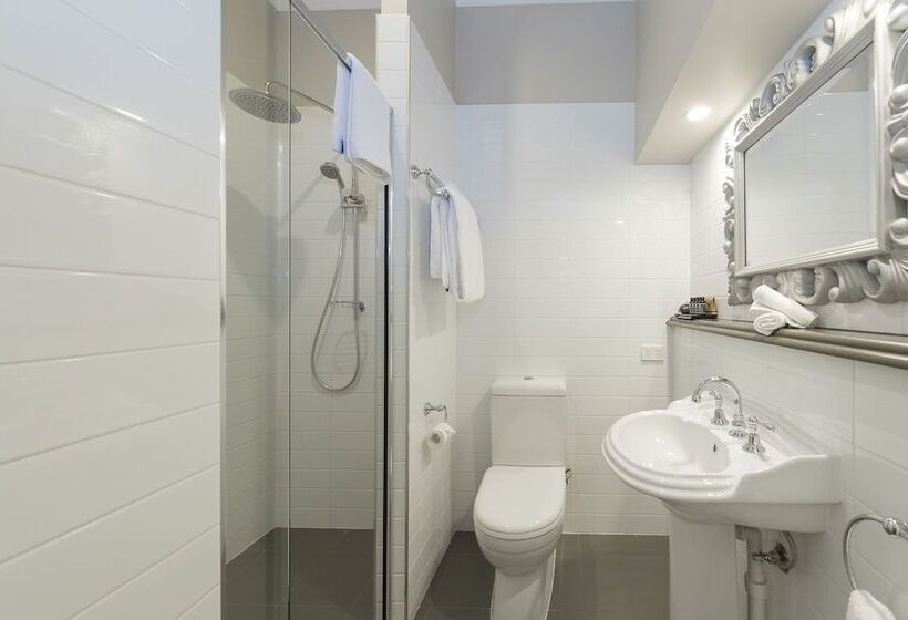 فندق Grand Mercure Basildene Manor