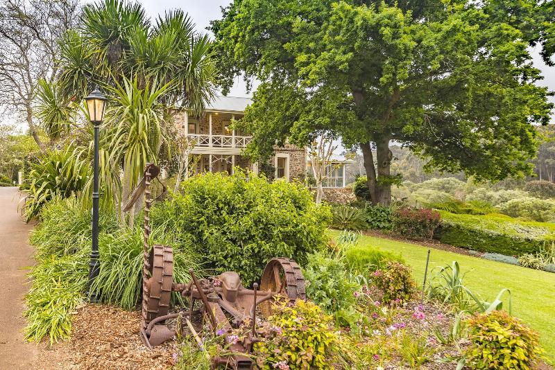 فندق Grand Mercure Basildene Manor