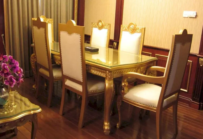 Отель Grand Orchid