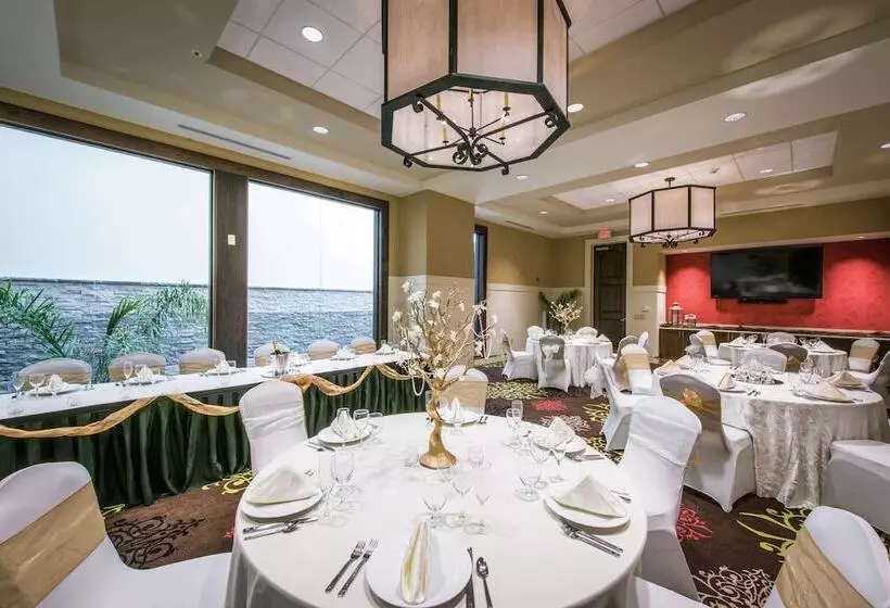 فندق Hilton Garden Inn Rochester Downtown, Ny