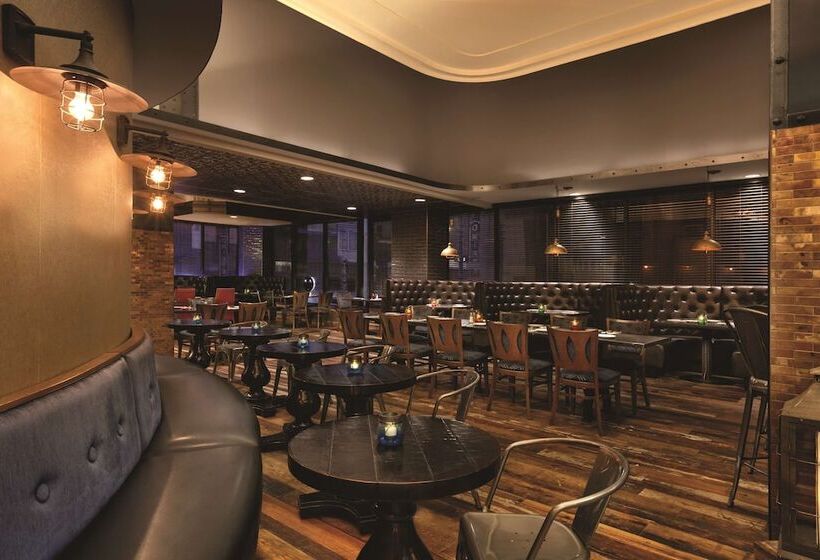 Отель Hilton Garden Inn Rochester Downtown, Ny