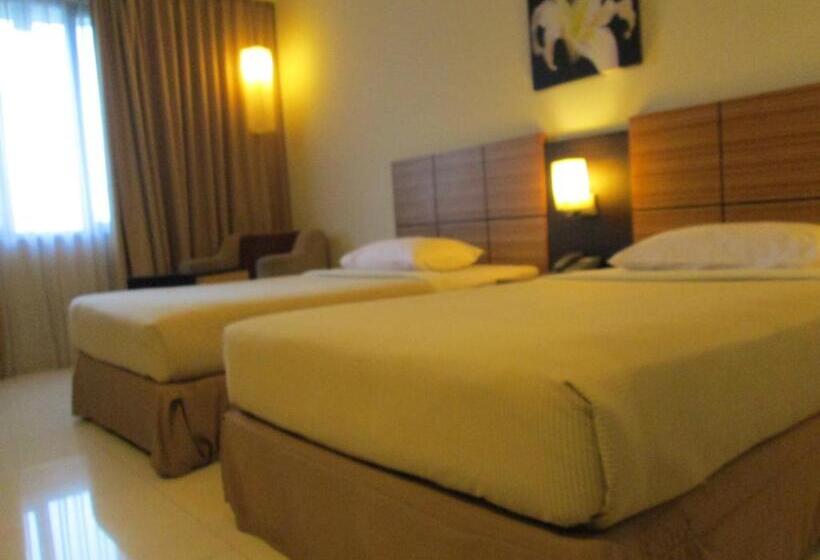 فندق Kini Pontianak