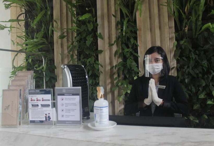 Luminor Hotel Jember By Wh