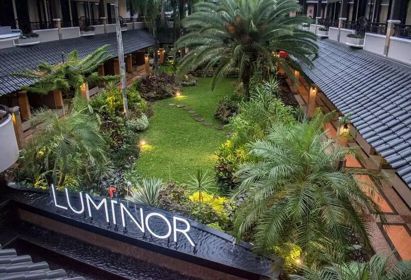 Luminor Hotel Jember By Wh