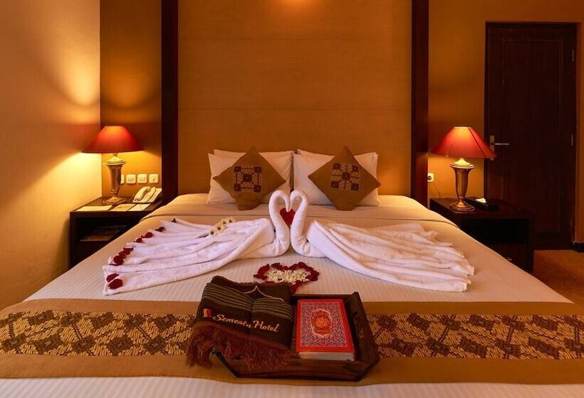 Szálloda Phi Semesta