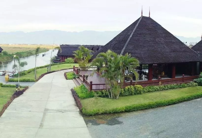 هتل Pristine Lotus Resort
