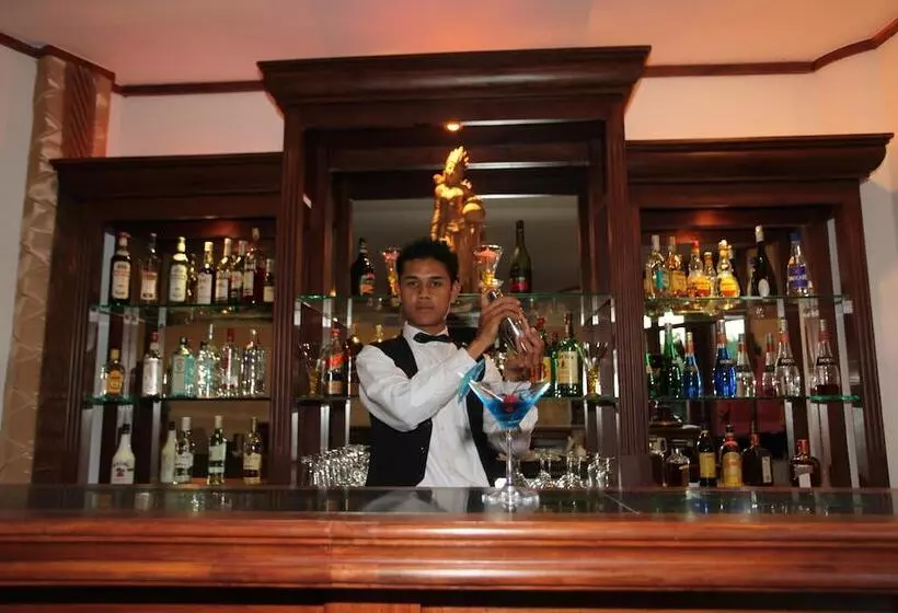 هتل Pristine Lotus Resort