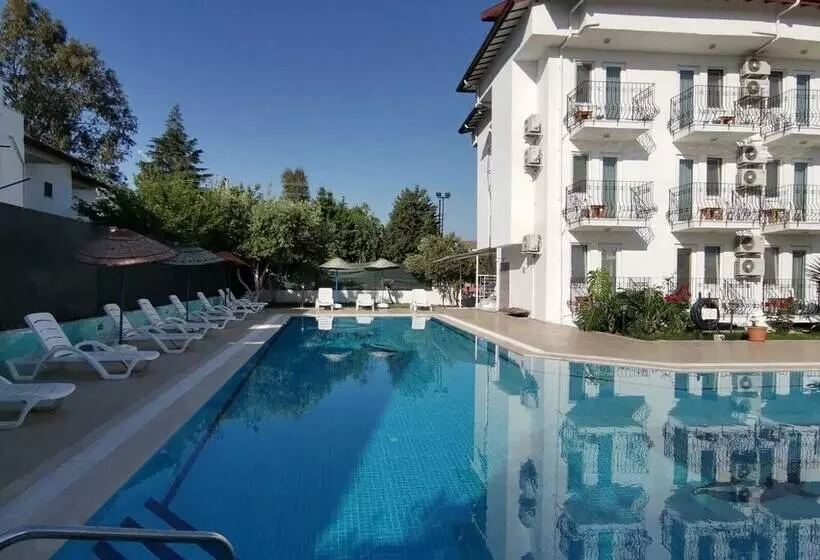 בית מלון כפרי Seril 2