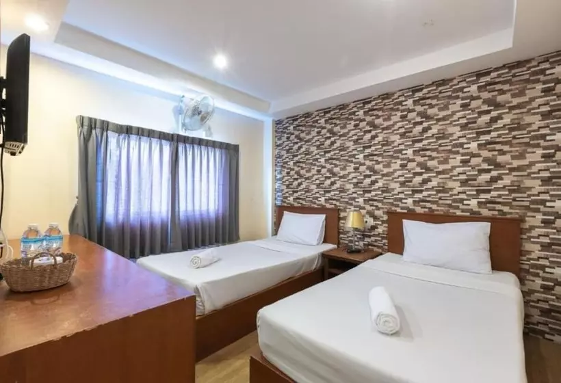 Otel Sleep At Phuket Sha Plus