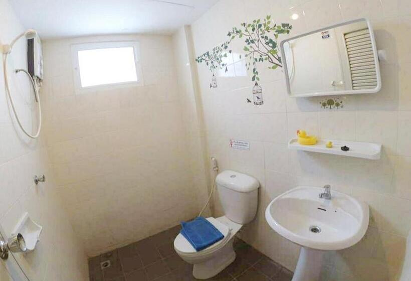 هتل Sleep At Phuket Sha Plus