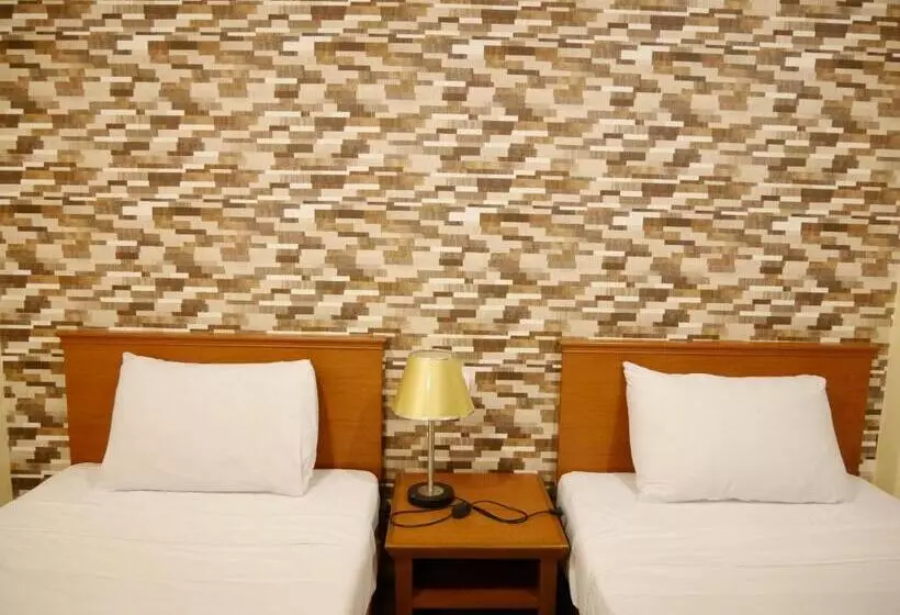 Otel Sleep At Phuket Sha Plus