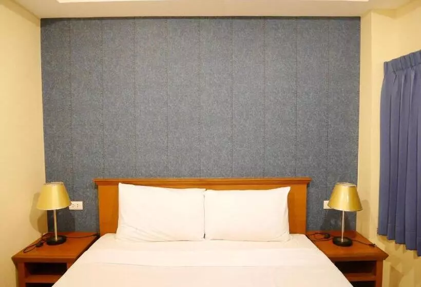 Otel Sleep At Phuket Sha Plus