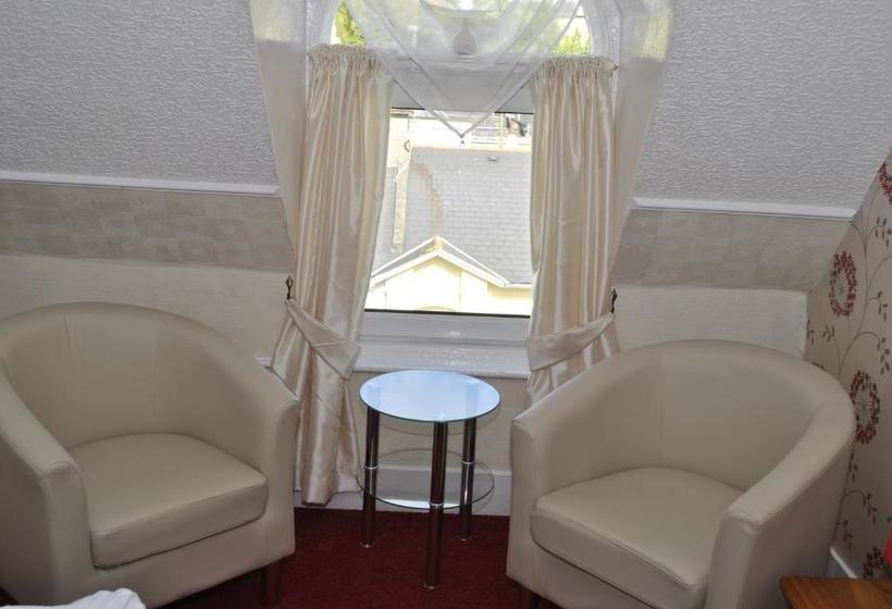 ホテル The Patricia