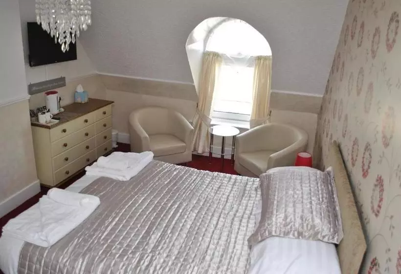 Отель The Patricia