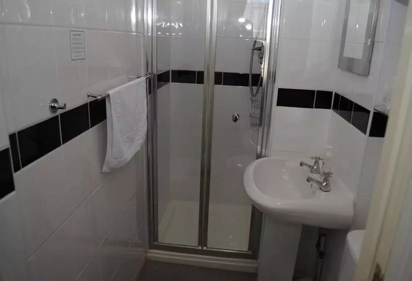 Отель The Patricia