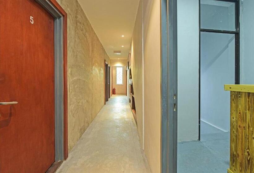 בית מלון כפרי Oyo 90662 The 1975