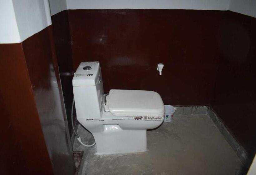 Hotell Spot On 90667 Ashu Guest House