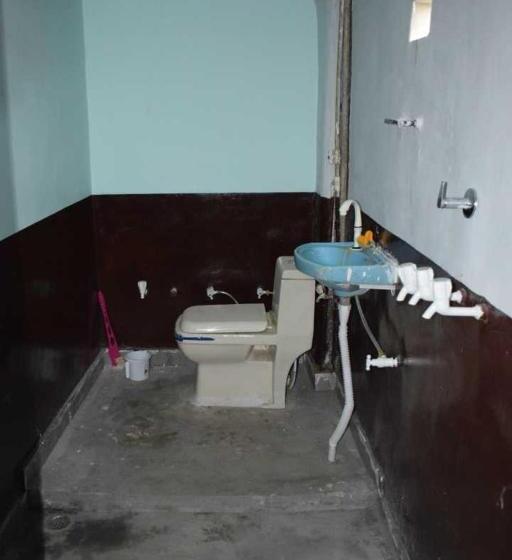 Hotell Spot On 90667 Ashu Guest House