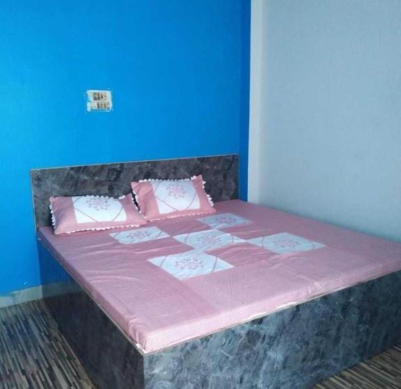 Hotell Spot On 90667 Ashu Guest House