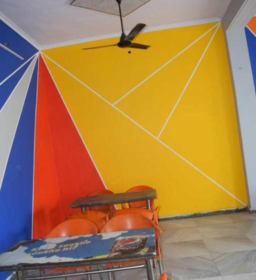 Hotell Spot On 90667 Ashu Guest House