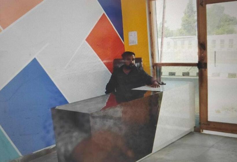 Hotell Spot On 90667 Ashu Guest House