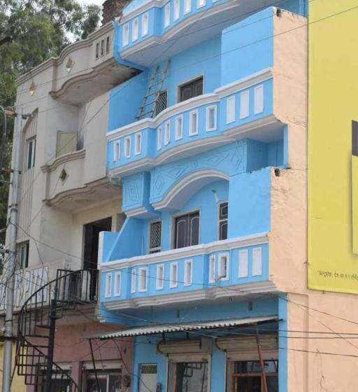 Hotell Spot On 90667 Ashu Guest House