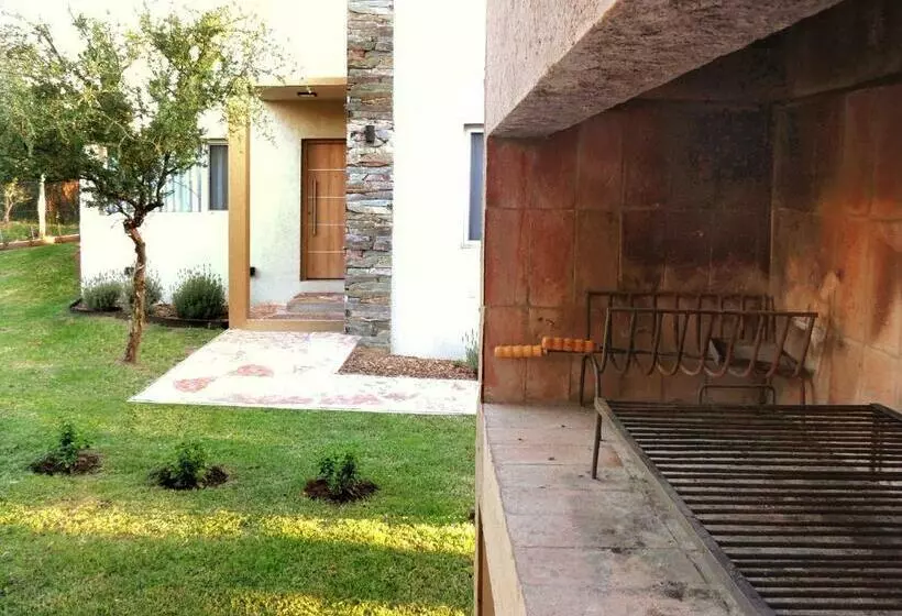 Morada Del Cóndor   Cabañas Serranas