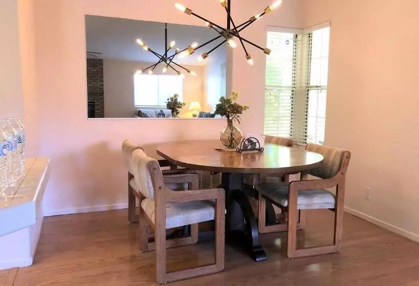 ペンション Private Festive Room With Desk In The Country