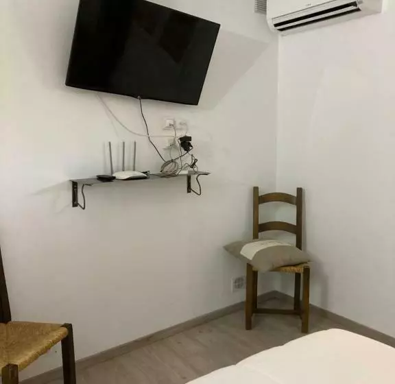 Aamiaismajoitus (B&B) La Chambre Du Patio