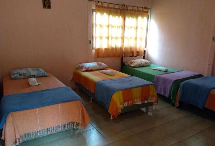 פנסיון Govinda Moeda Pousada