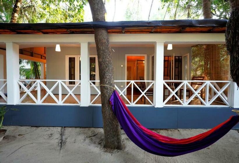 Resort Temple Garden Seaside Cottages