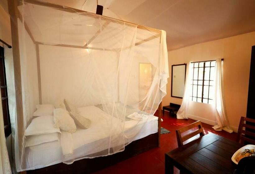 Resort Temple Garden Seaside Cottages