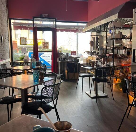 膳宿费 Lovely 2 Bedroom Condo In Brooklyn W/parking