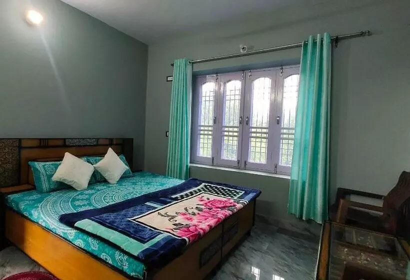 ユースホステル Trippy Stays Bir