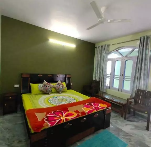 ユースホステル Trippy Stays Bir