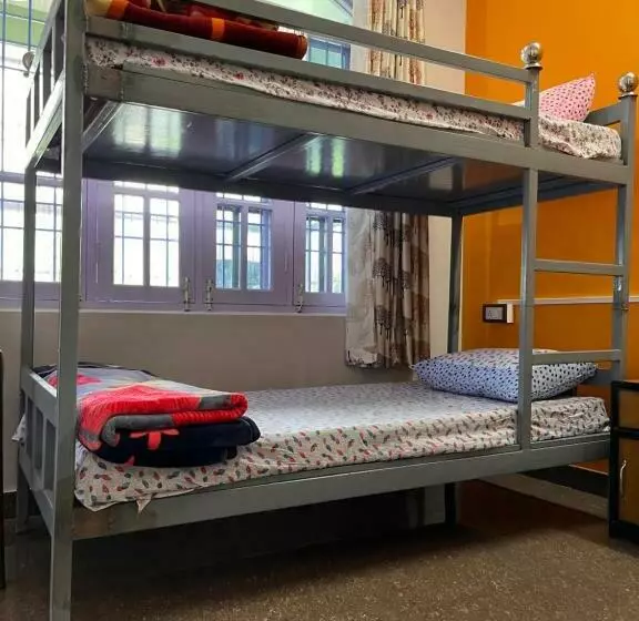 ユースホステル Trippy Stays Bir