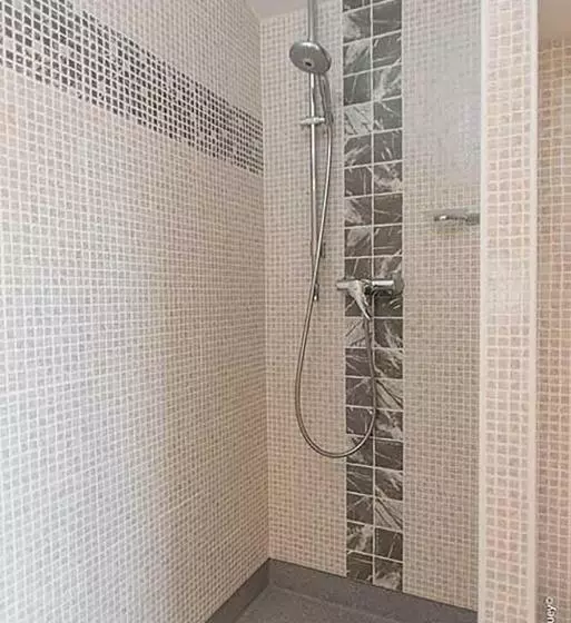 Aamiaismajoitus (B&B) Maison Au Loup   Superbe Ancien Hotel Particulier Du Xvie Siècle Au Cœur De La Vieille Ville Du Puy