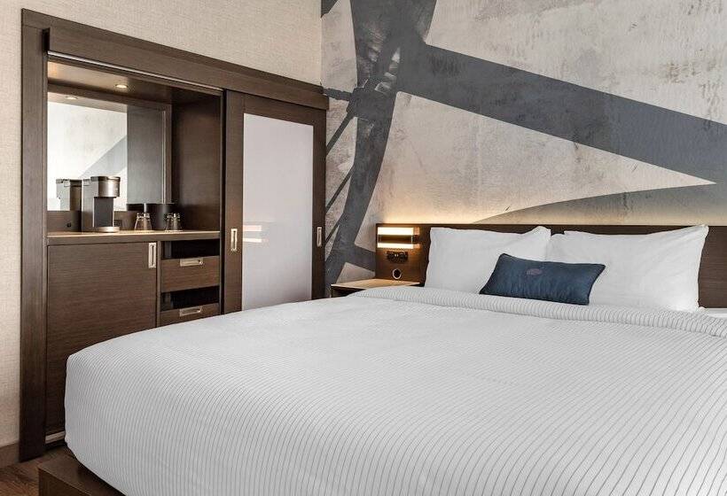 Cambria Hotel Minneapolis Downtown