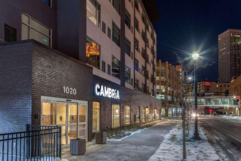 Cambria Hotel Minneapolis Downtown